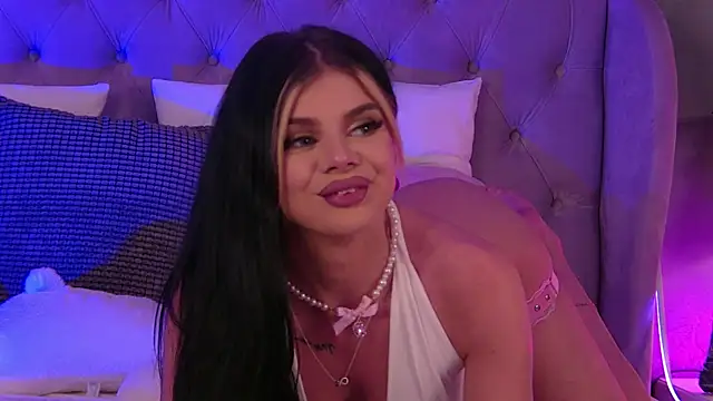 IvyRaven online show from 18, 10, 2025