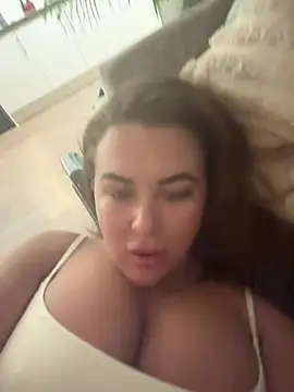 Mia MilesXXX online show from 4, 3, 2025