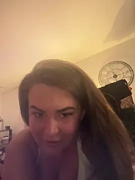 Mia MilesXXX online show from 5, 3, 2025