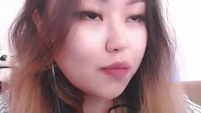 amelia sunlight online show from 23, 4, 2026