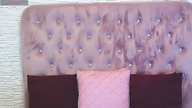 SophiaStarr online show from 23, 1, 2025