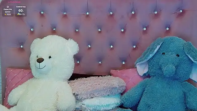 SophiaStarr online show from 15, 11, 2025