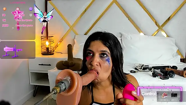 Snapshot of Slut_Milf_ chatting on 15, 10, 2025 Slut Milf online show from 15, 10, 2025