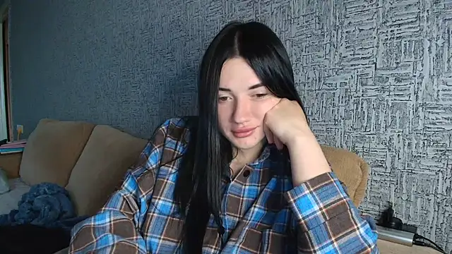 Liana diva online show from 9, 4, 2026