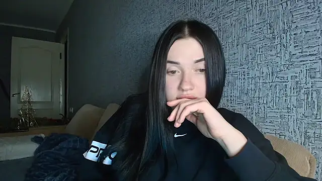 Liana diva online show from 9, 1, 2026