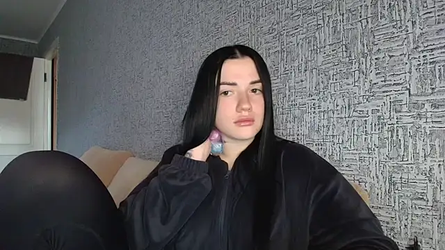 Liana diva online show from 22, 4, 2026