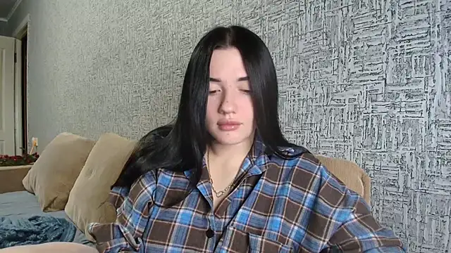 Liana diva online show from 10, 1, 2026