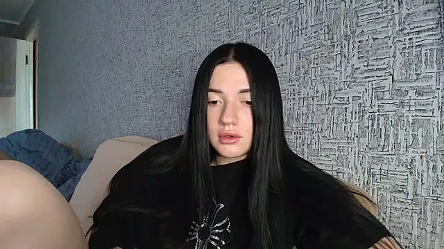 Snapshot of Liana_diva chatting on 4, 6, 2026 Liana diva online show from 4, 6, 2026