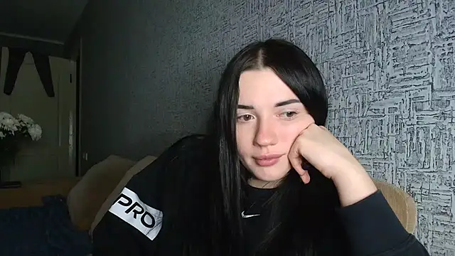 Liana diva online show from 16, 2, 2026