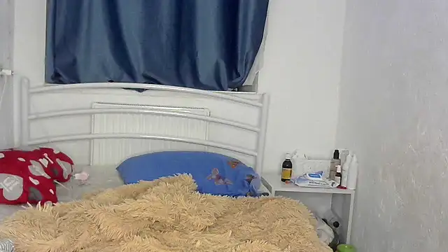 Snapshot of Iskor_ka chatting on 3, 11, 2025 Iskor ka online show from 3, 11, 2025