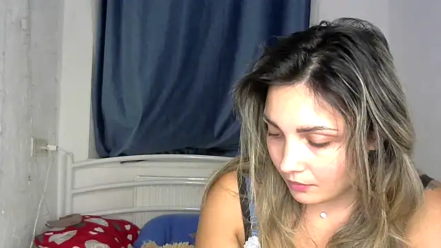 Snapshot of Iskor_ka chatting on 27, 10, 2025 Iskor ka online show from 27, 10, 2025