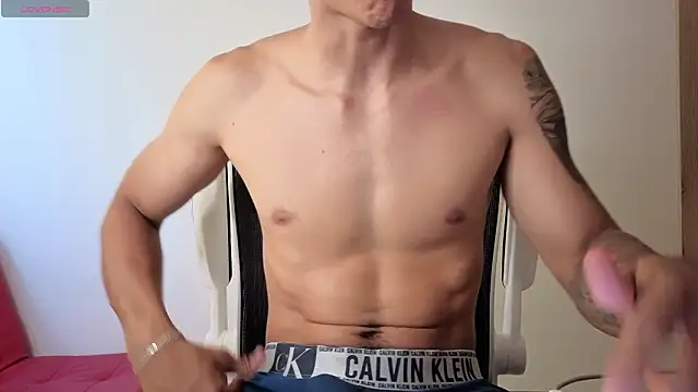 Cristopher23  online show from 20, 2, 2026