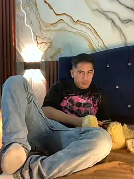 roguer darkk online show from 27, 9, 2025