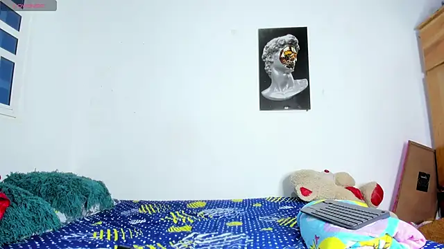 Lilybaudinx96 online show from 20, 11, 2025