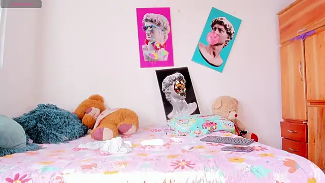 Lilybaudinx96 online show from 12, 9, 2025