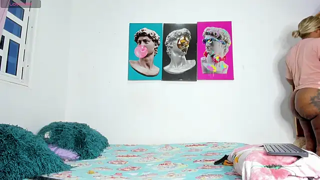 Lilybaudinx96 online show from 19, 12, 2025