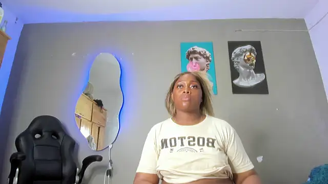 Lilybaudinx96 online show from 20, 2, 2025