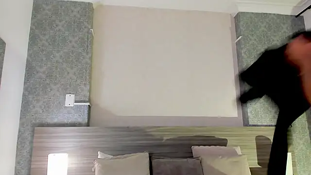 Mistyca online show from 8, 4, 2026