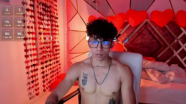 Snapshot of AkazaBoy_ chatting on 23, 2, 2025 AkazaBoy online show from 23, 2, 2025