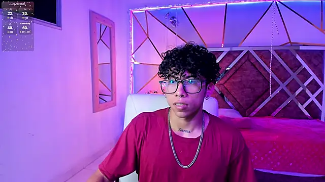 Snapshot of AkazaBoy_ chatting on 12, 3, 2025 AkazaBoy online show from 12, 3, 2025