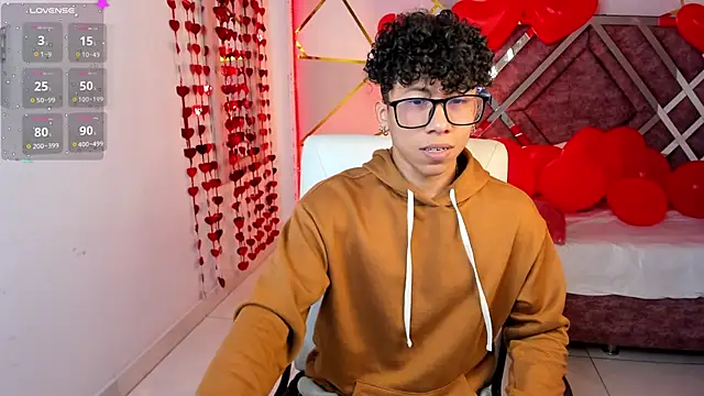 Snapshot of AkazaBoy_ chatting on 18, 2, 2025 AkazaBoy online show from 18, 2, 2025