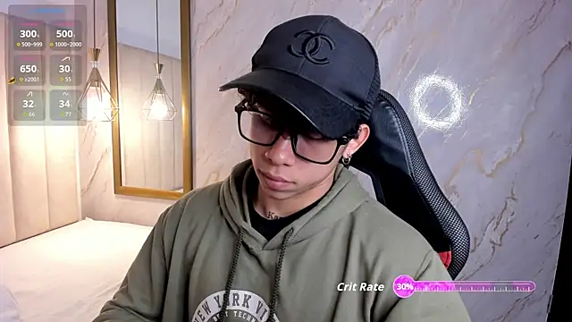 AkazaBoy  online show from 3, 12, 2025