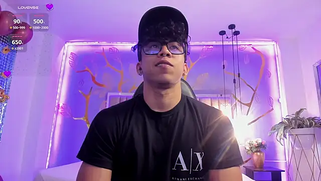 AkazaBoy  online show from 9, 10, 2025