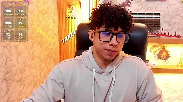 AkazaBoy  online show from 22, 10, 2025