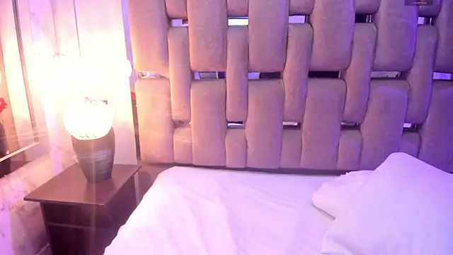 AkazaBoy  online show from 15, 11, 2025