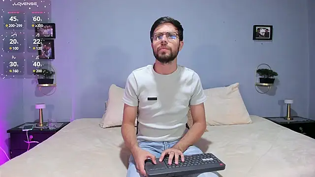 ETHAN ADAM online show from 21, 1, 2025