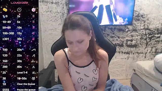 PamelaYoun online show from 6, 11, 2025