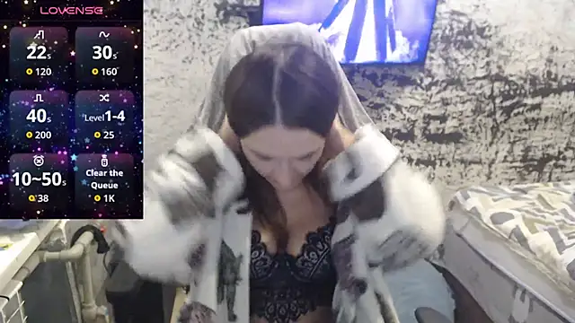 PamelaYoun online show from 9, 10, 2025