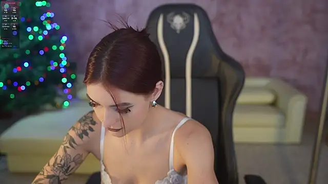 Magnetic Mia  online show from 8, 1, 2026