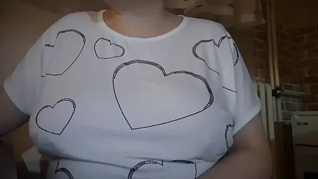 AalinnaK online show from 1, 12, 2025