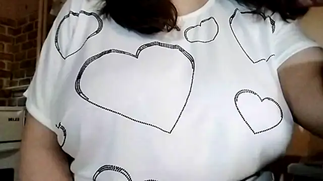 Snapshot of AalinnaK chatting on 29, 11, 2025 AalinnaK online show from 29, 11, 2025