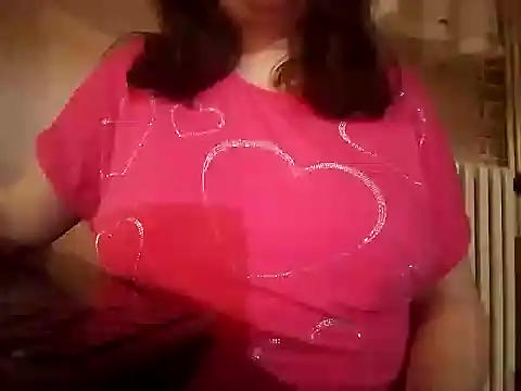 Snapshot of AalinnaK chatting on 18, 11, 2025 AalinnaK online show from 18, 11, 2025