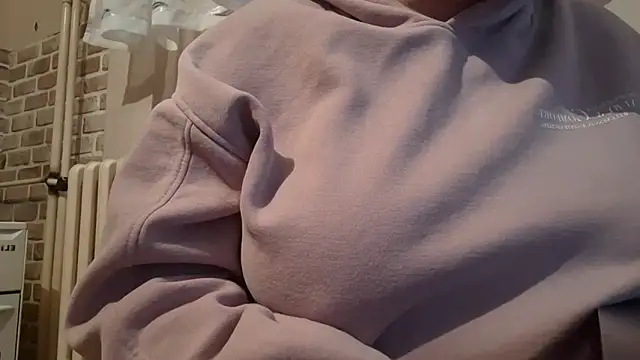 Snapshot of AalinnaK chatting on 14, 2, 2025 AalinnaK online show from 14, 2, 2025