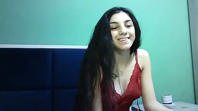 Snapshot of Ahotkittyxxx chatting on 2, 12, 2024 Ahotkittyxxx online show from 2, 12, 2024