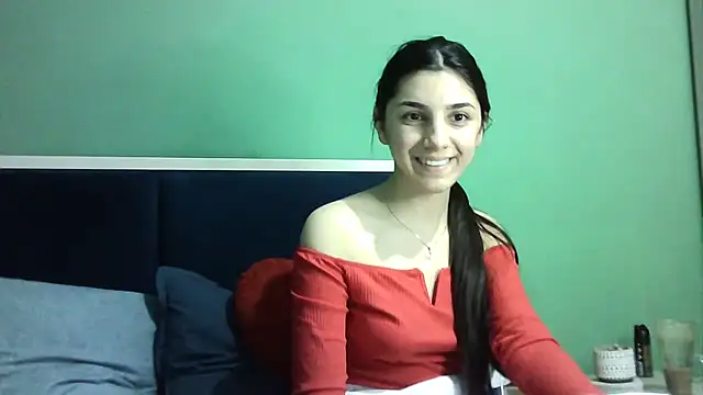 Snapshot of Ahotkittyxxx chatting on 11, 1, 2025 Ahotkittyxxx online show from 11, 1, 2025