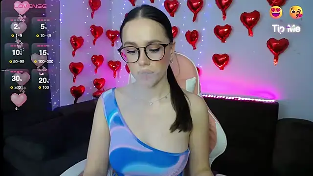 Emillias online show from 3, 3, 2025