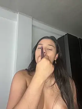 floriamANDjazmin online show from 9, 3, 2026