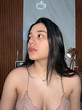 floriamANDjazmin online show from 8, 7, 2026