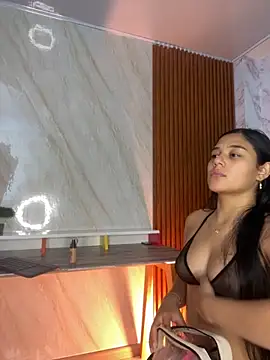 floriamANDjazmin online show from 17, 11, 2025