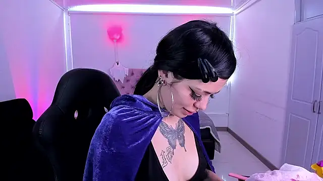 AuroraDiaz online show from 9, 10, 2025