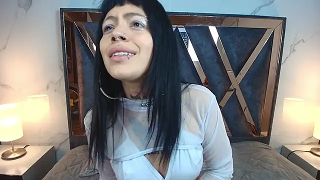 Snapshot of AuroraDiaz chatting on 19, 5, 2026 AuroraDiaz online show from 19, 5, 2026