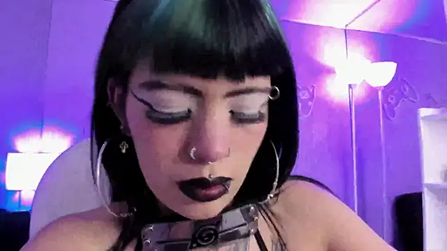 AuroraDiaz online show from 7, 3, 2026