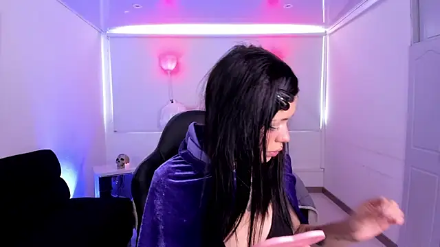 AuroraDiaz online show from 11, 10, 2025