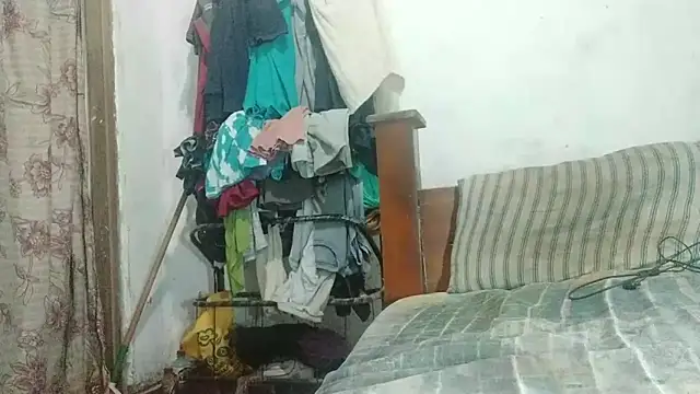 Snapshot of SLFUCKBOY69 chatting on 11, 10, 2025 SLFUCKBOY69 online show from 11, 10, 2025