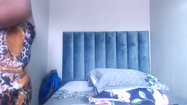 Snapshot of BustyWendyXXX47 chatting on 14, 9, 2025 BustyWendyXXX47 online show from 14, 9, 2025
