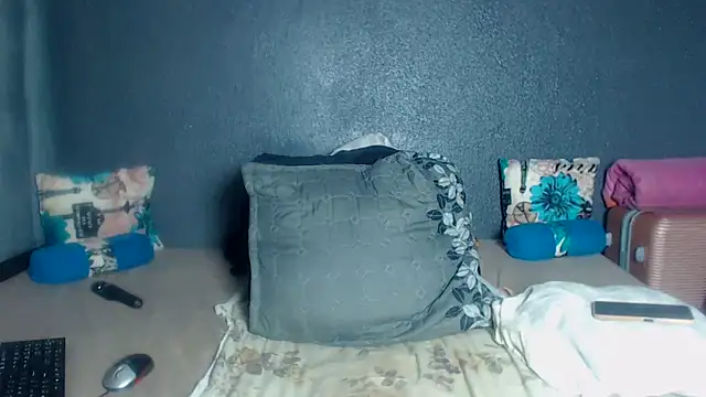 BustyWendyXXX47 online show from 22, 3, 2026